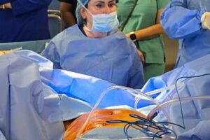 جراحی افتادگی رحم و واژن 